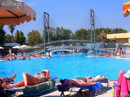 Doreta Beach Hotel 15